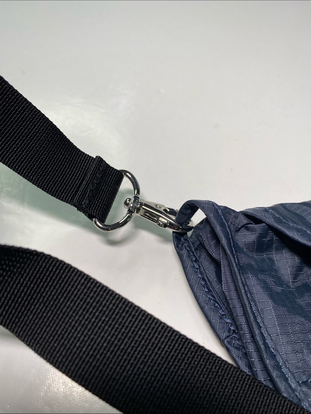 New HUNTER Original Packable Crossbody Navy Nylon Travel Lightweight Vacation - Picture 16 of 17